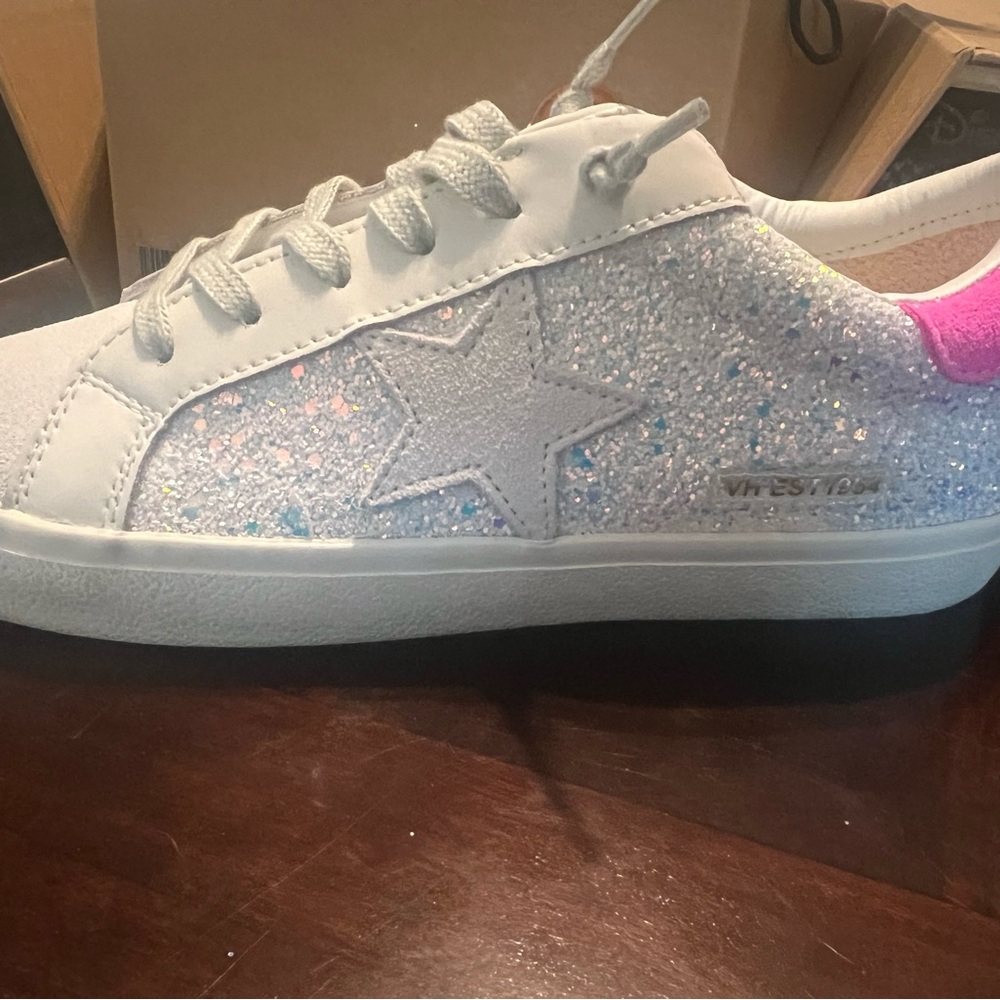 Vintage Havana Flair Iridescent Glitter Sneakersa